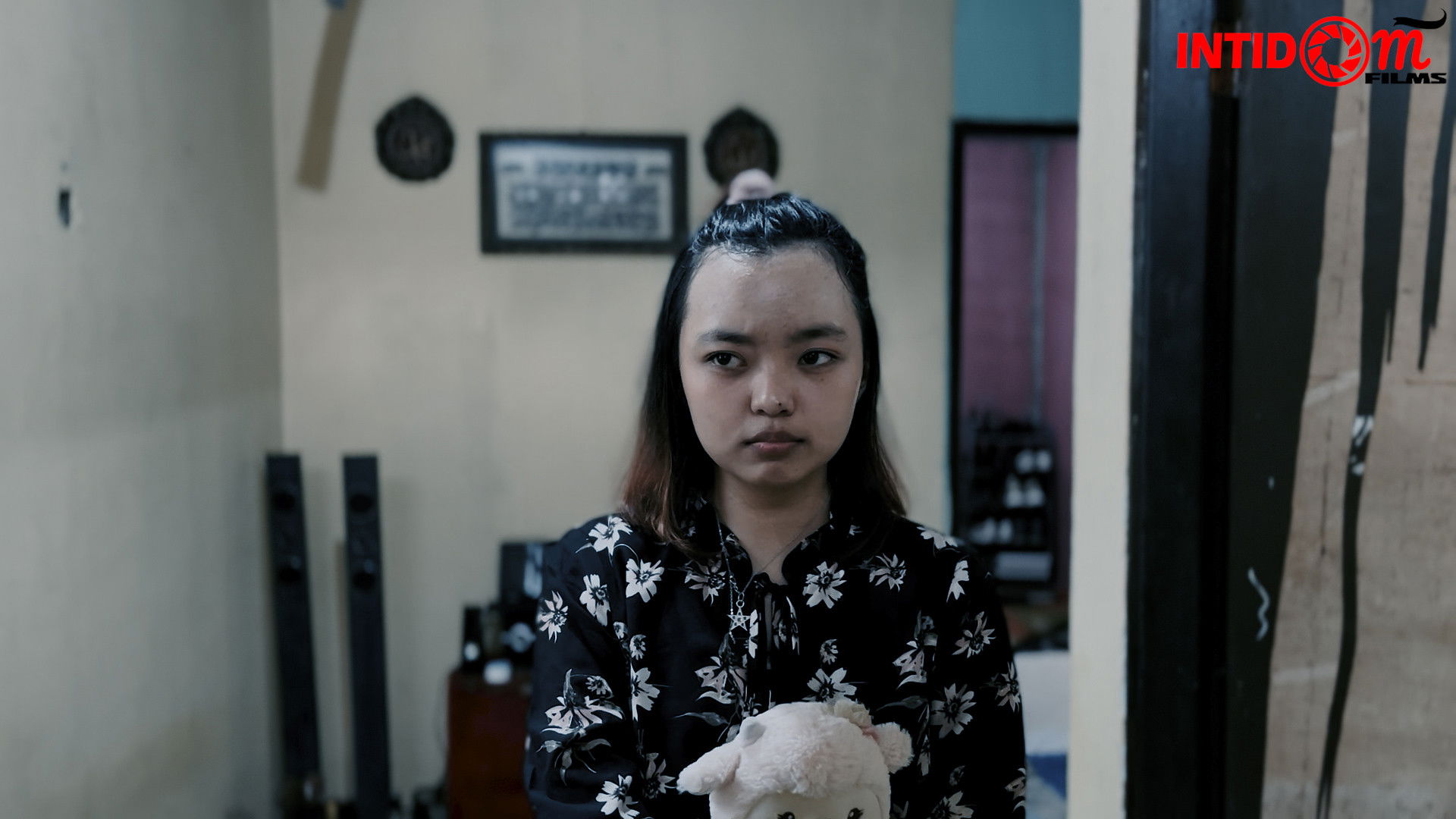 Jangan Ambil Bonekaku..!!