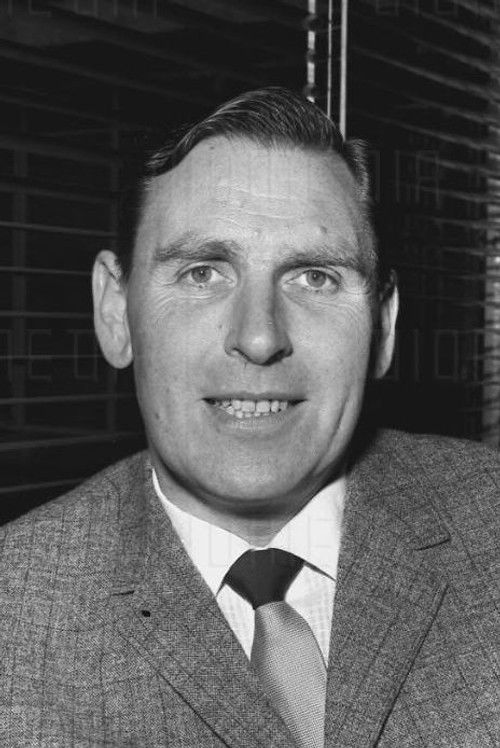 Kenneth Wolstenholme